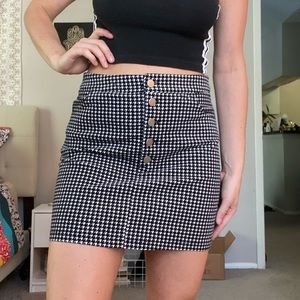 Forever 21 size M plaid skirt